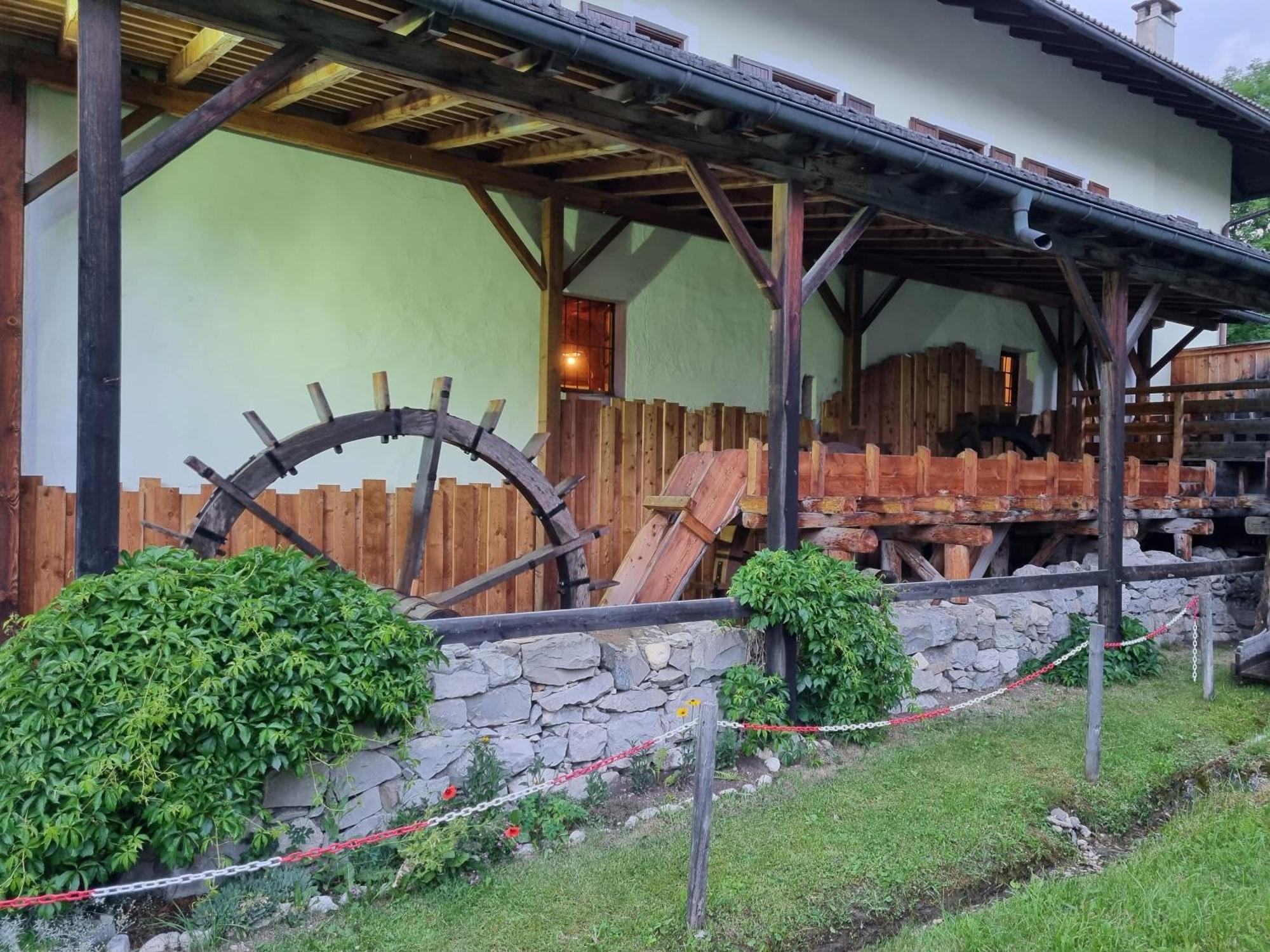 Ferienwohnung La Casa Del Mulino Pozza di Fassa Exterior foto